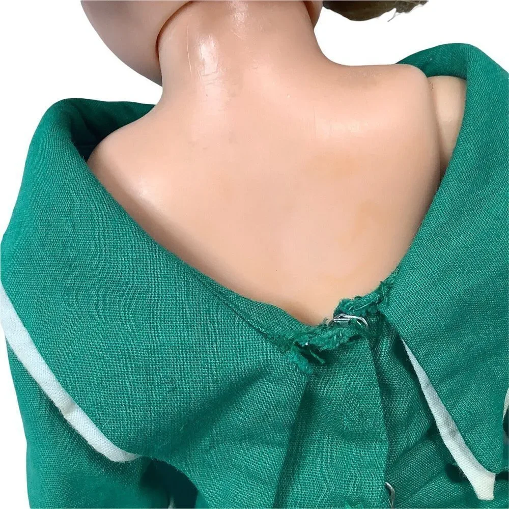 Vtg Deluxe  Reading Candy Fashion Doll VT-18 Green Dress Messy Hair 1958‎